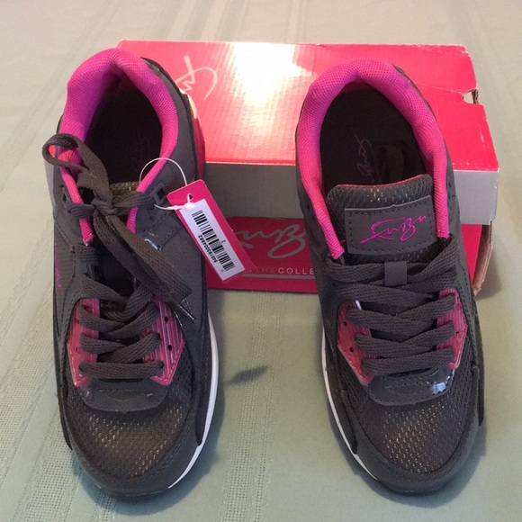 cute girls tennis shoes